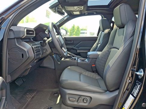 New 2026 Toyota 4Runner TRD Off-Road Premium AWD/4WD image 11