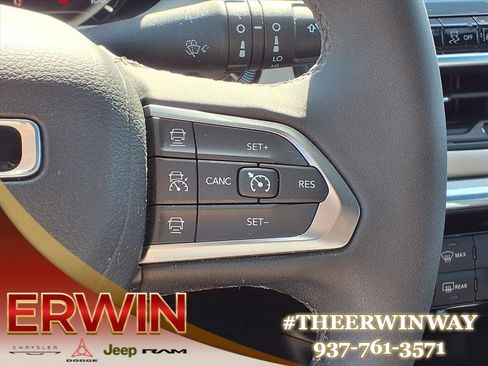 Certified 2024 Jeep Compass Limited image 25