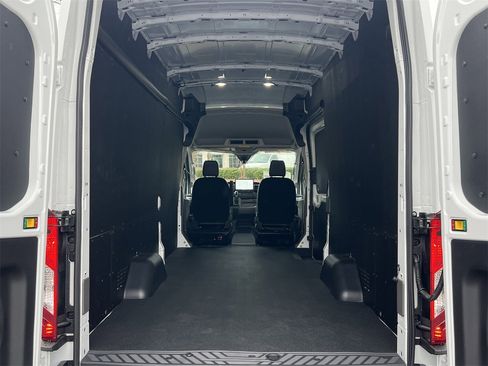 New 2026 Ford Transit 250 148 High Roof Extended w/ Load Area Protection Package image 18