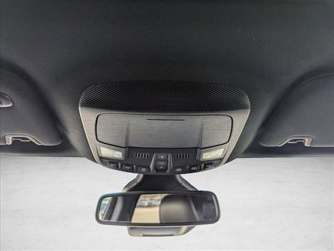 Used 2021 Ford Edge ST-Line image 21