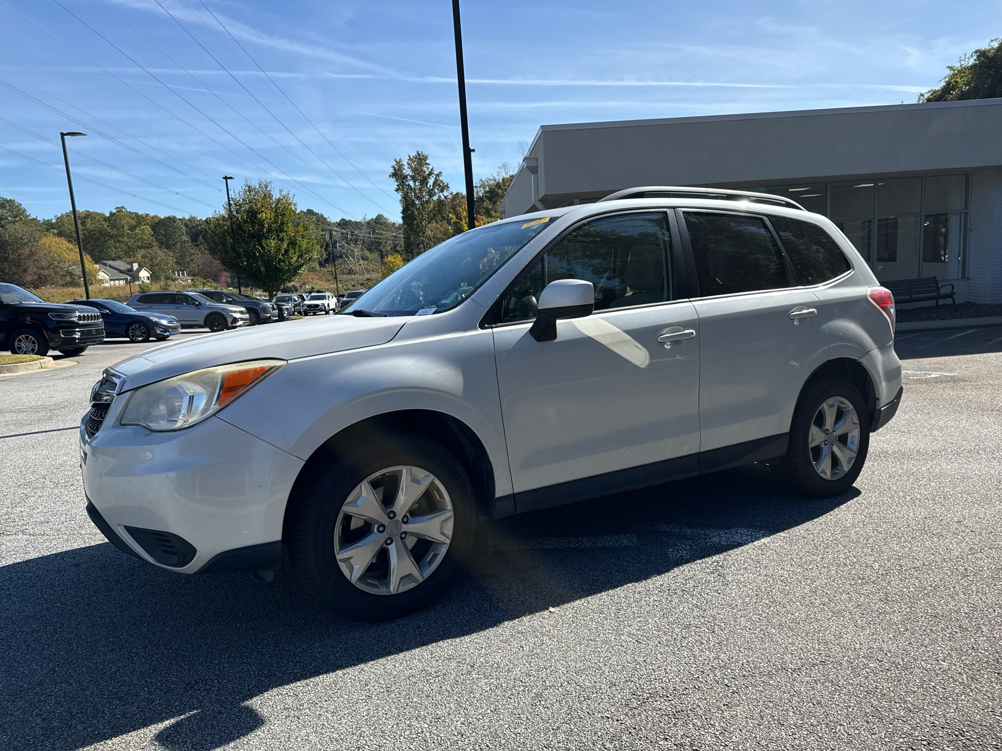 Used 2015 Subaru Forester 2.5i Premium AWD/4WD image 1