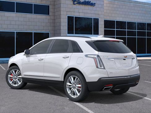 New 2026 Cadillac XT5 Sportv image 3