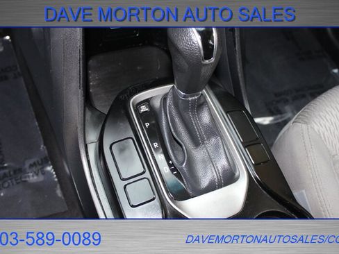 Used 2017 Hyundai Santa Fe Sport image 12