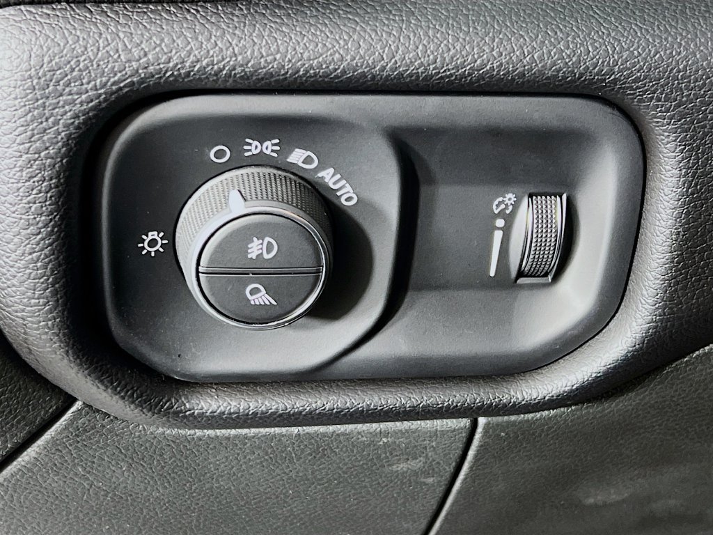 Used 2026 RAM 2500 Big Horn AWD/4WD image 10