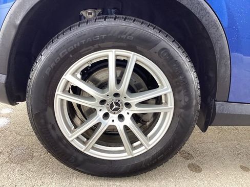 Used 2025 Mercedes-Benz GLC 300 4MATIC image 8