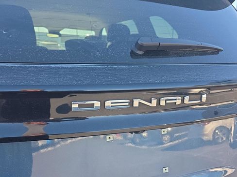 Used 2024 GMC Acadia Denali image 22