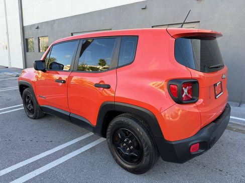 Used 2017 Jeep Renegade Sport w/ Power & Air Group FWD image 9