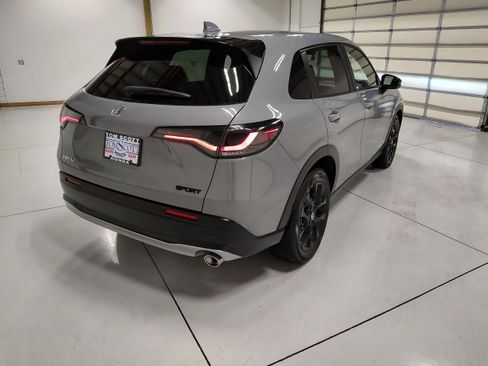 Used 2024 Honda HR-V Sport image 13