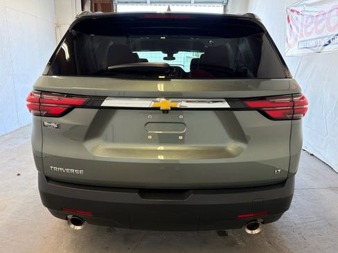 Used 2023 Chevrolet Traverse LT FWD image 6