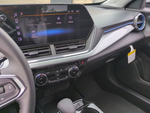 New 2026 Chevrolet Trax LT w/ Driver Confidence Package image 14