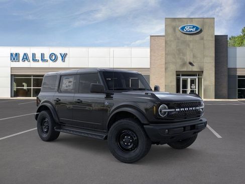 New 2026 Ford Bronco Outer Banks image 7