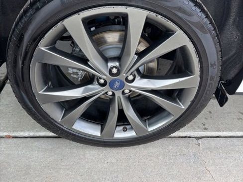 Used 2018 Ford Edge Sport w/ Equipment Group 401A image 29