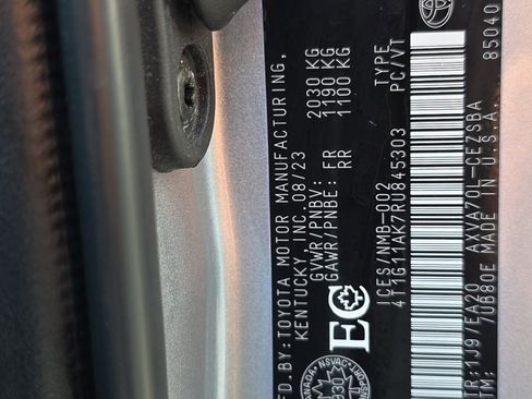 Used 2024 Toyota Camry SE FWD image 31