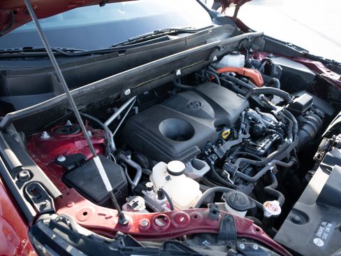 Used 2021 Toyota Venza Limited w/ Advanced Technology Package image 33