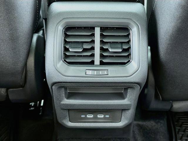 New 2027 Volkswagen Taos SE AWD/4WD image 25