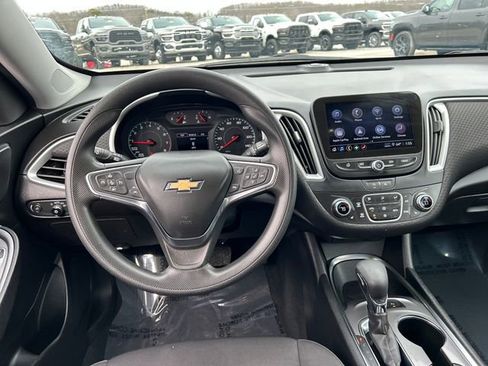 Used 2024 Chevrolet Malibu LT image 10