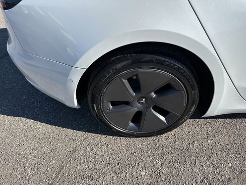 Used 2021 Tesla Model 3 Long Range AWD/4WD image 11