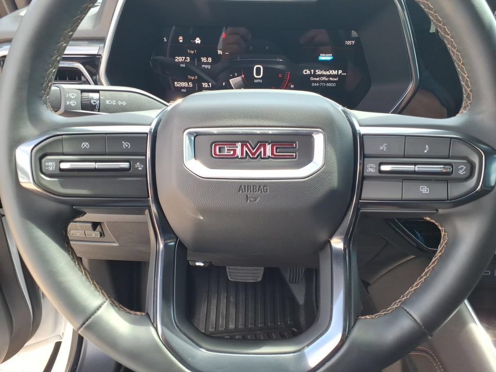 Used 2026 GMC Canyon AT4 AWD/4WD image 19