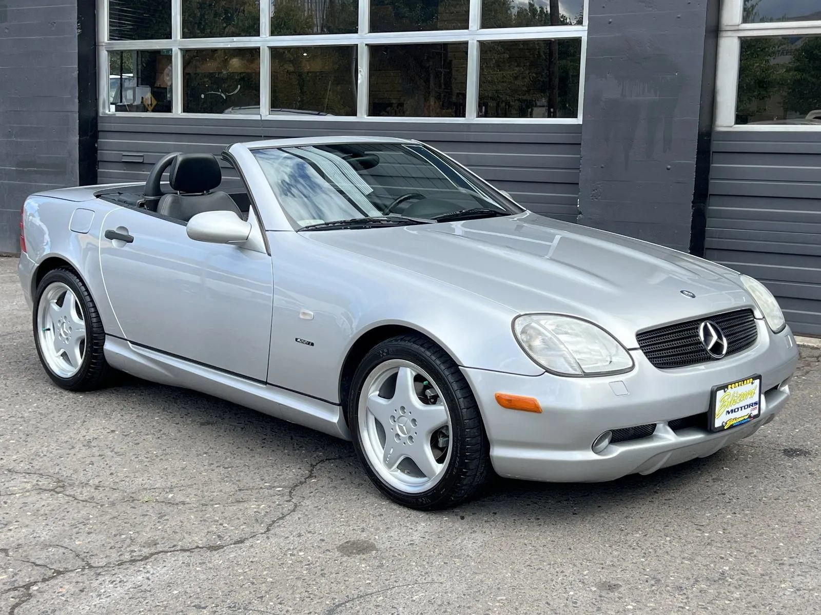 Used 1999 Mercedes-Benz SLK 230 image 8