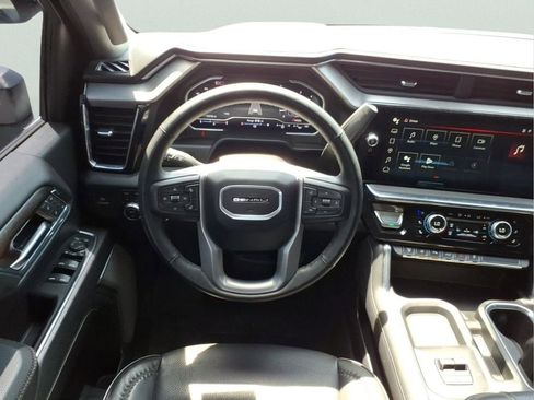 Used 2024 GMC Sierra 3500 Denali AWD/4WD image 16