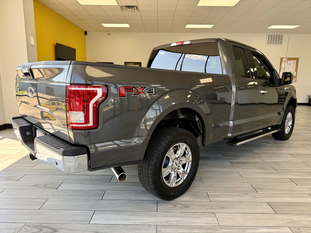 Used 2017 Ford F150 XLT w/ Equipment Group 302A Luxury AWD/4WD image 6