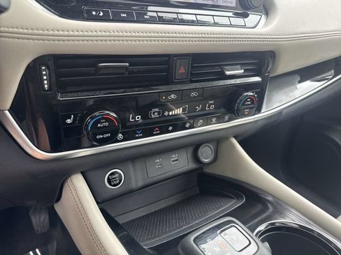 Used 2023 Nissan Rogue SL w/ SL Premium Package AWD/4WD image 24