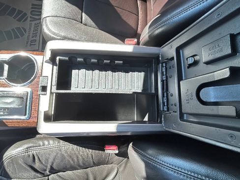 Used 2014 Ford F150 Lariat w/ Equipment Group 502A Luxury AWD/4WD image 29