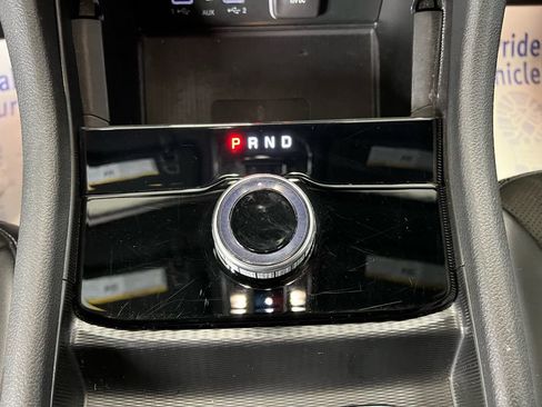 Used 2024 Jeep Grand Cherokee Altitude image 11