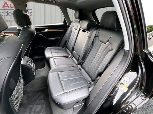 Used 2023 Audi Q5 e Premium Plus w/ Premium Plus Package AWD/4WD image 22