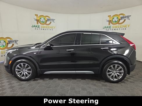 Certified 2021 Cadillac XT4 Premium Luxury w/ Cold Weather Package FWD image 4