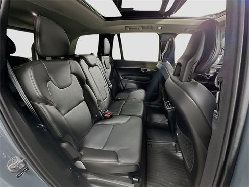 Used 2020 Volvo XC90 T5 Momentum image 30