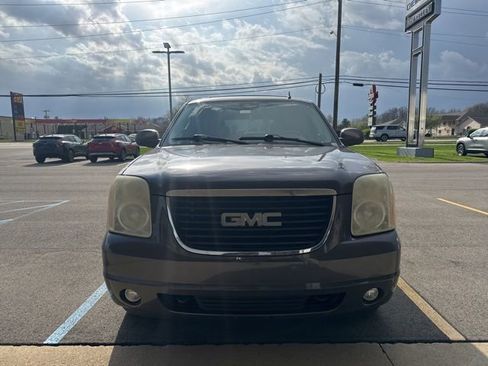 Used 2010 GMC Yukon SLT image 2