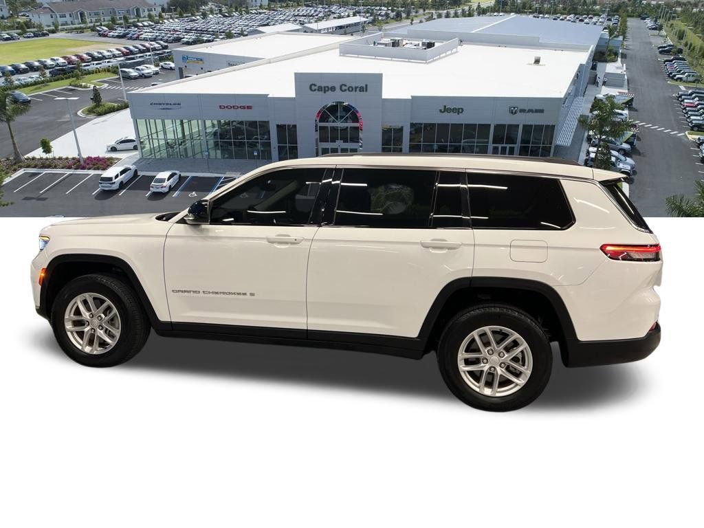 Certified 2023 Jeep Grand Cherokee L Laredo RWD image 6