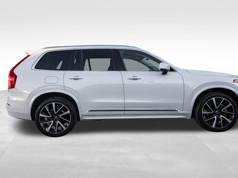Used 2024 Volvo XC90 B6 Plus AWD/4WD image 4