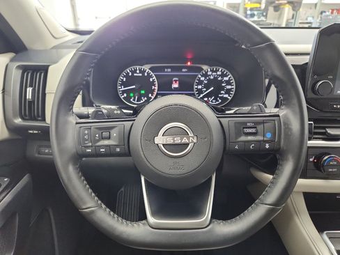 Used 2023 Nissan Pathfinder SL w/ SL Premium Package image 11