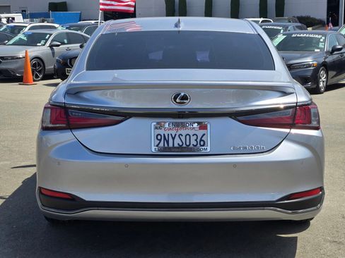 Used 2024 Lexus ES 300h F Sport w/ Accessory Package (Z2) FWD image 6