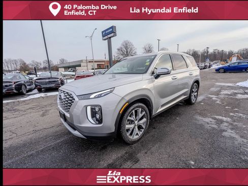 Used 2022 Hyundai Palisade SEL w/ Premium Package FWD image 3