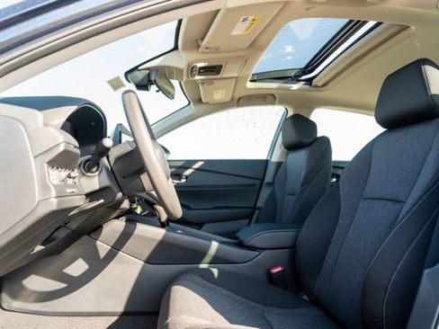 New 2025 Honda Accord SE image 15