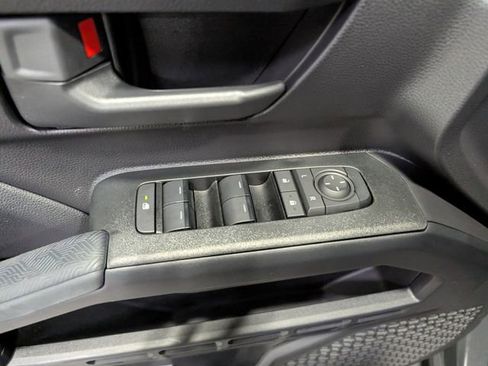 Used 2025 Toyota 4Runner TRD Off-Road image 13