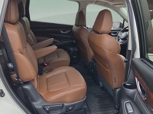 Used 2024 Subaru Ascent Touring AWD/4WD image 14