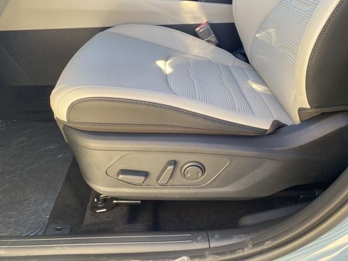 New 2026 Kia Sportage SX Prestige image 19