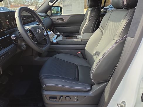 New 2026 INFINITI QX80 Autograph w/ Premium Cargo Package image 4