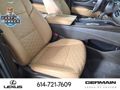 Used 2023 Cadillac Escalade Premium Luxury w/ LPO, Radiant Package AWD/4WD image 29