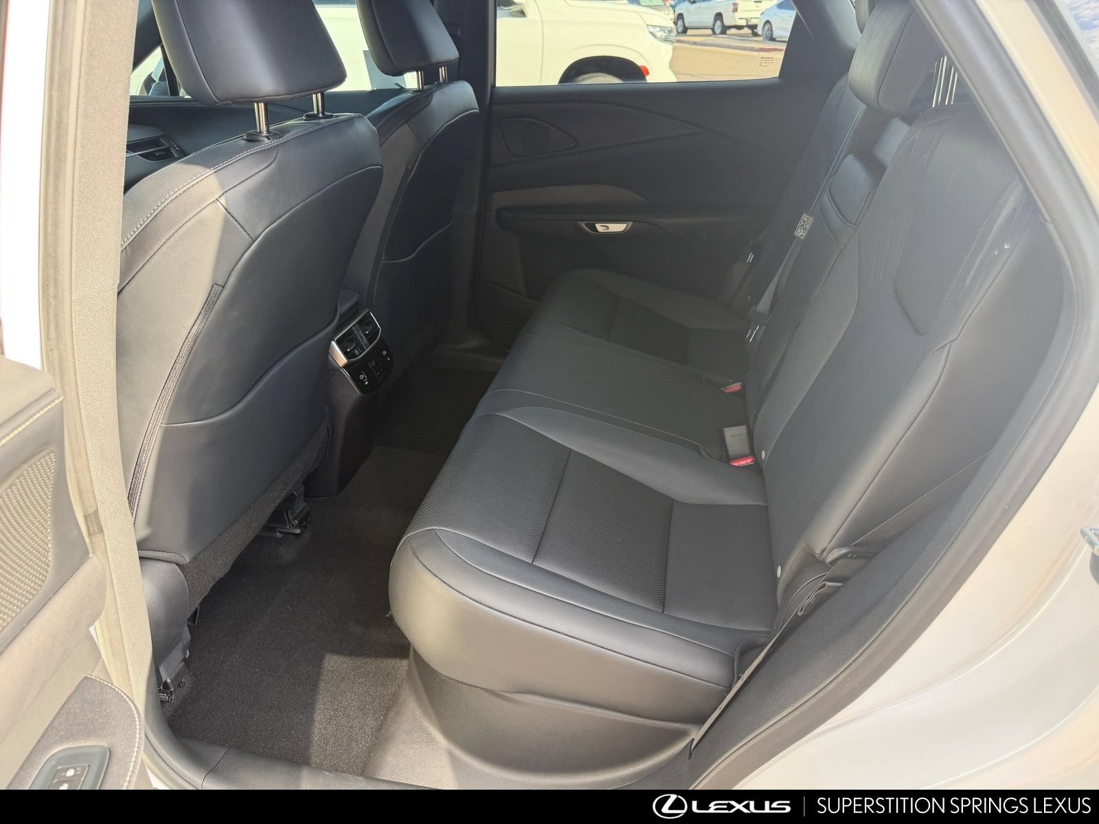 Certified 2025 Lexus RX 350 FWD image 28