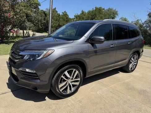 Used 2018 Honda Pilot Elite image 8