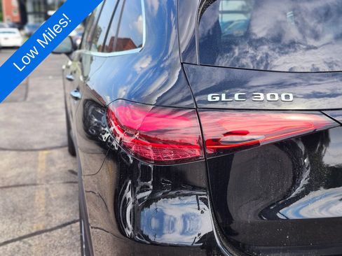 Certified 2025 Mercedes-Benz GLC 300 4MATIC image 9
