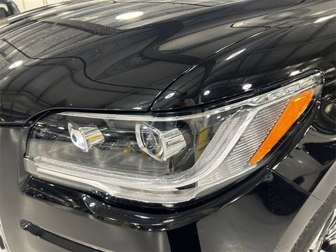 Used 2022 Lincoln Navigator Reserve image 7