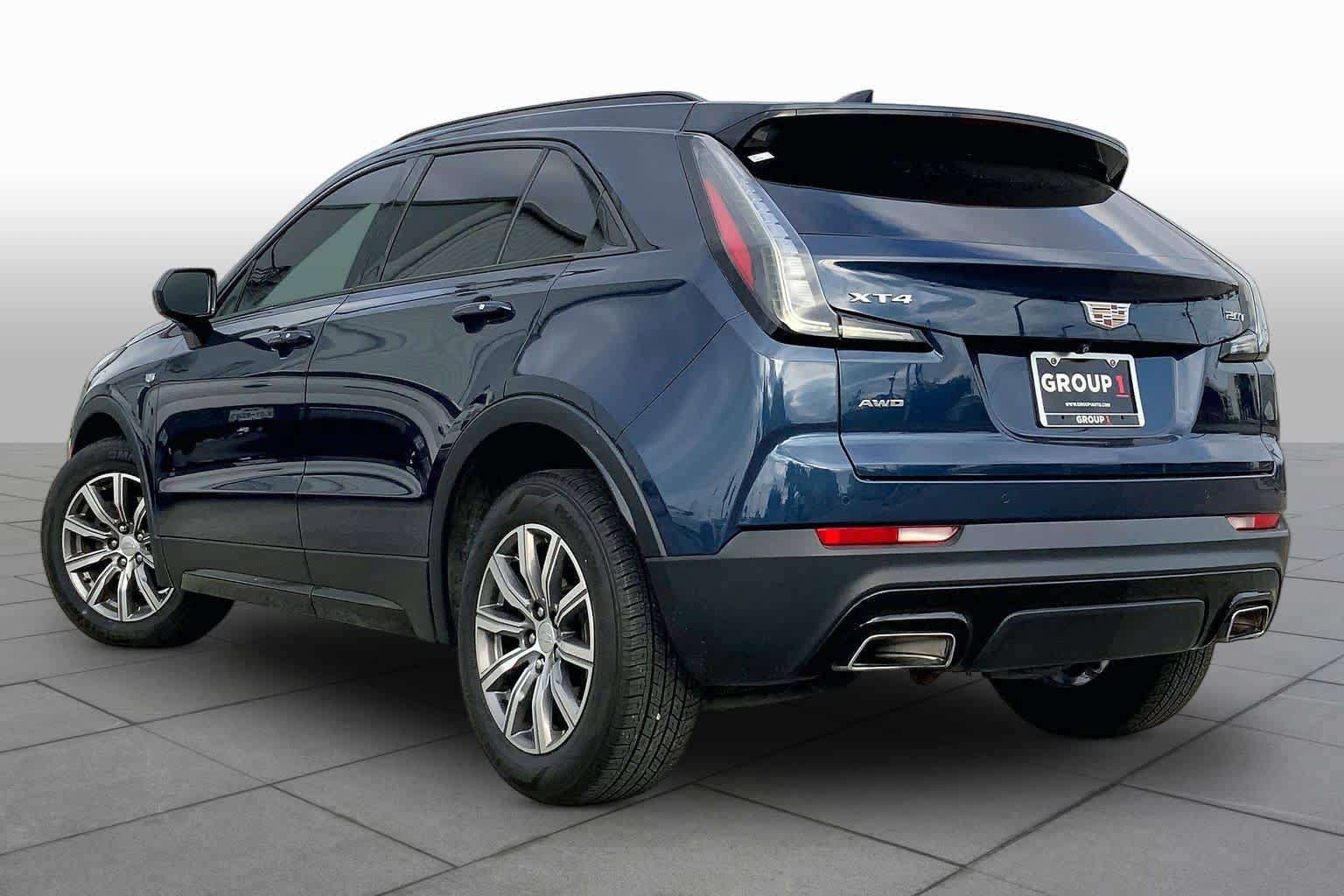 Used 2019 Cadillac XT4 Sport w/ Cold Weather Package AWD/4WD image 21