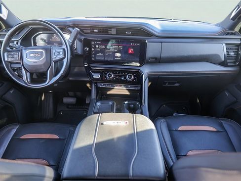 Used 2024 GMC Sierra 3500 AT4 w/ AT4 Premium Plus Package image 28