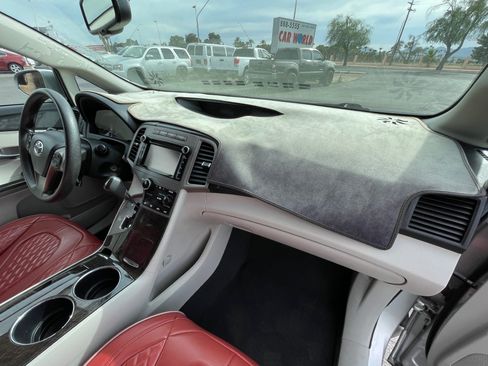Used 2014 Toyota Venza LE w/ LE Convenience Package FWD image 25